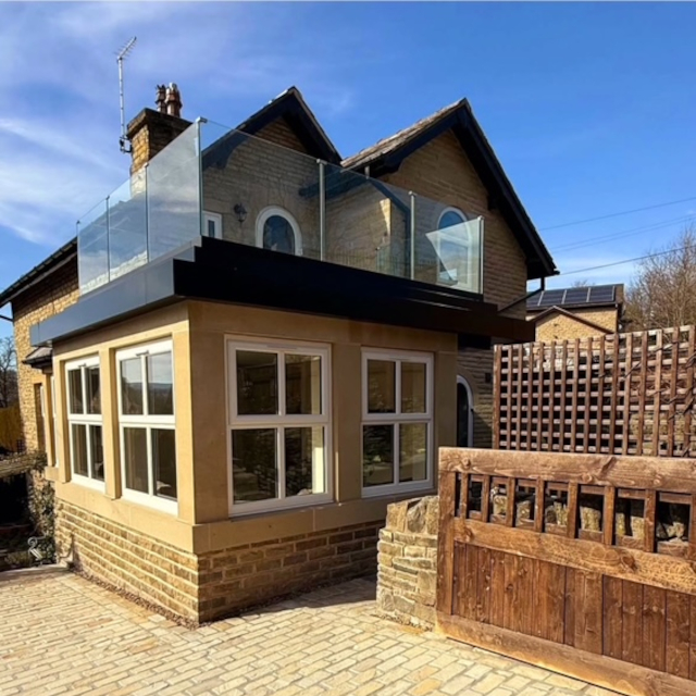 Glass Balustrade Balcony Installer