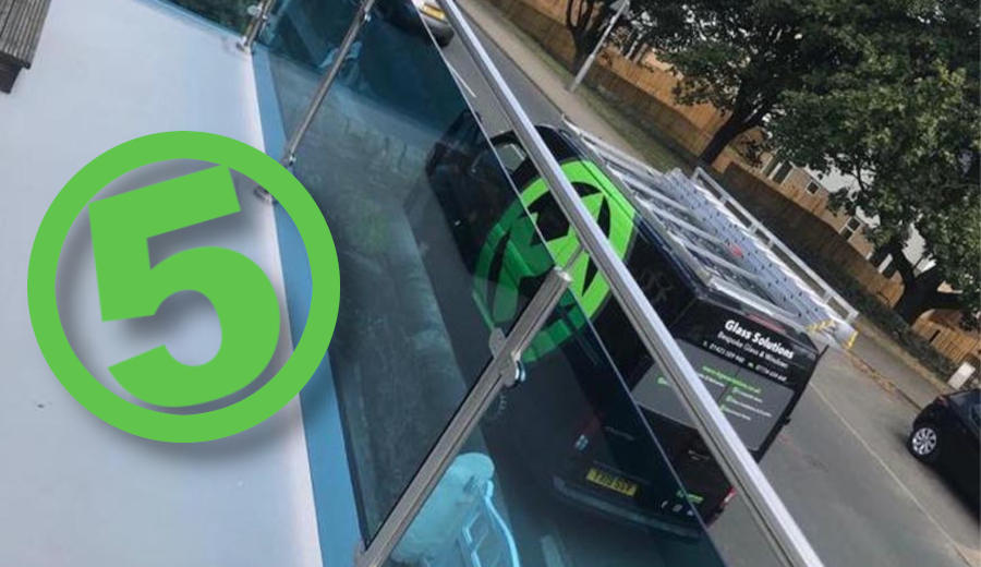 5 Essential Things You Should Look for from Glass Balustrade Installers